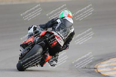 media/Dec-17-2022-SoCal Trackdays (Sat) [[224abd9271]]/Turn 10 Backside (120pm)/